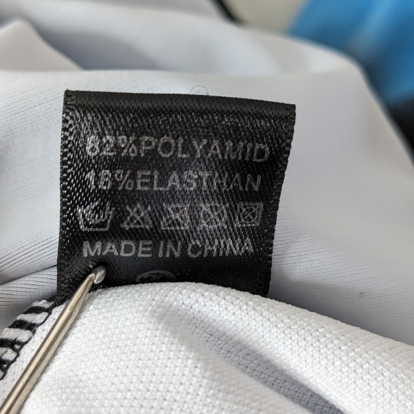 Xuanfei Women's One piece swimsuit size 4XL gradient print ruffles hem Q-1 - Picture 5 of 10